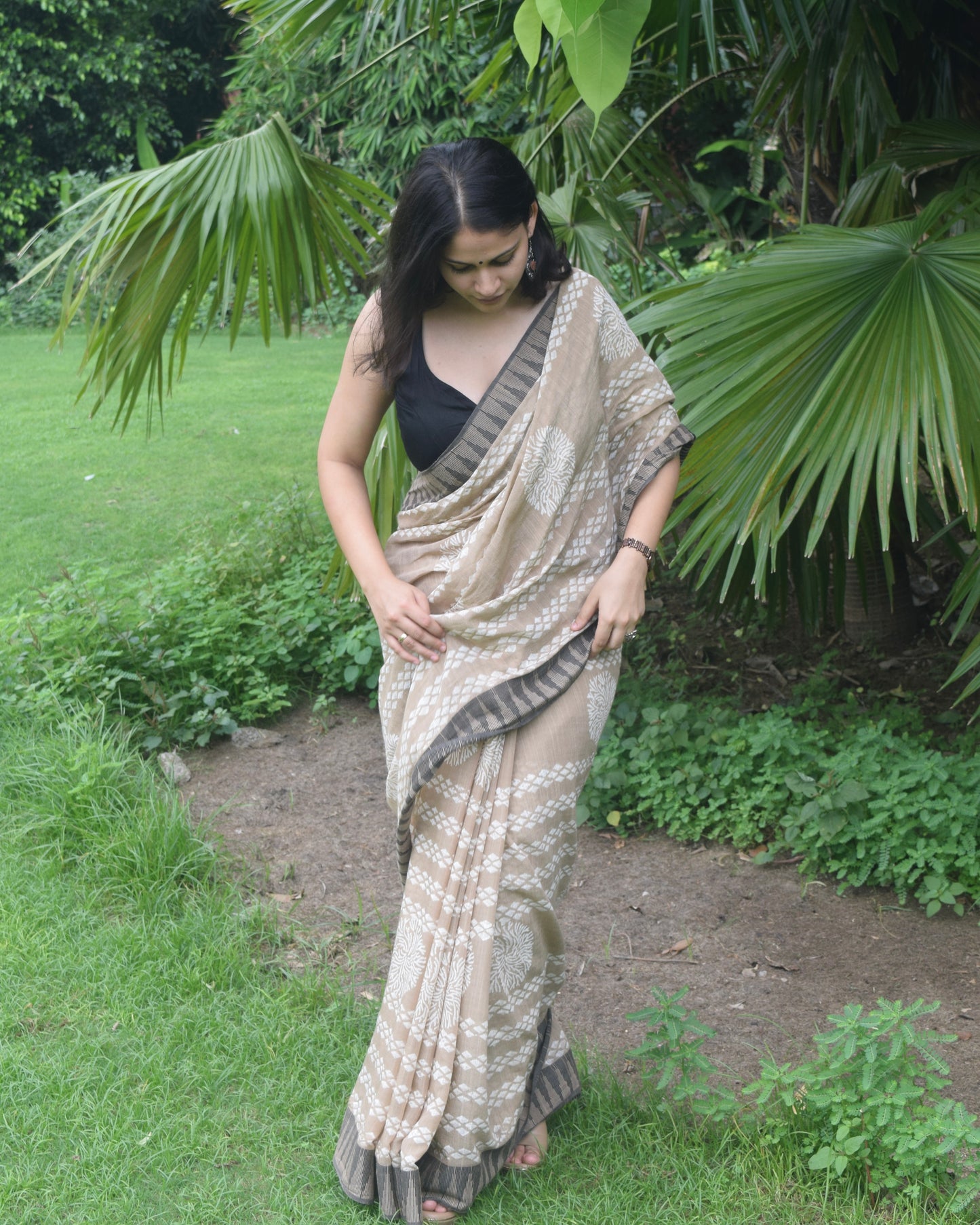 Cream colour saree look