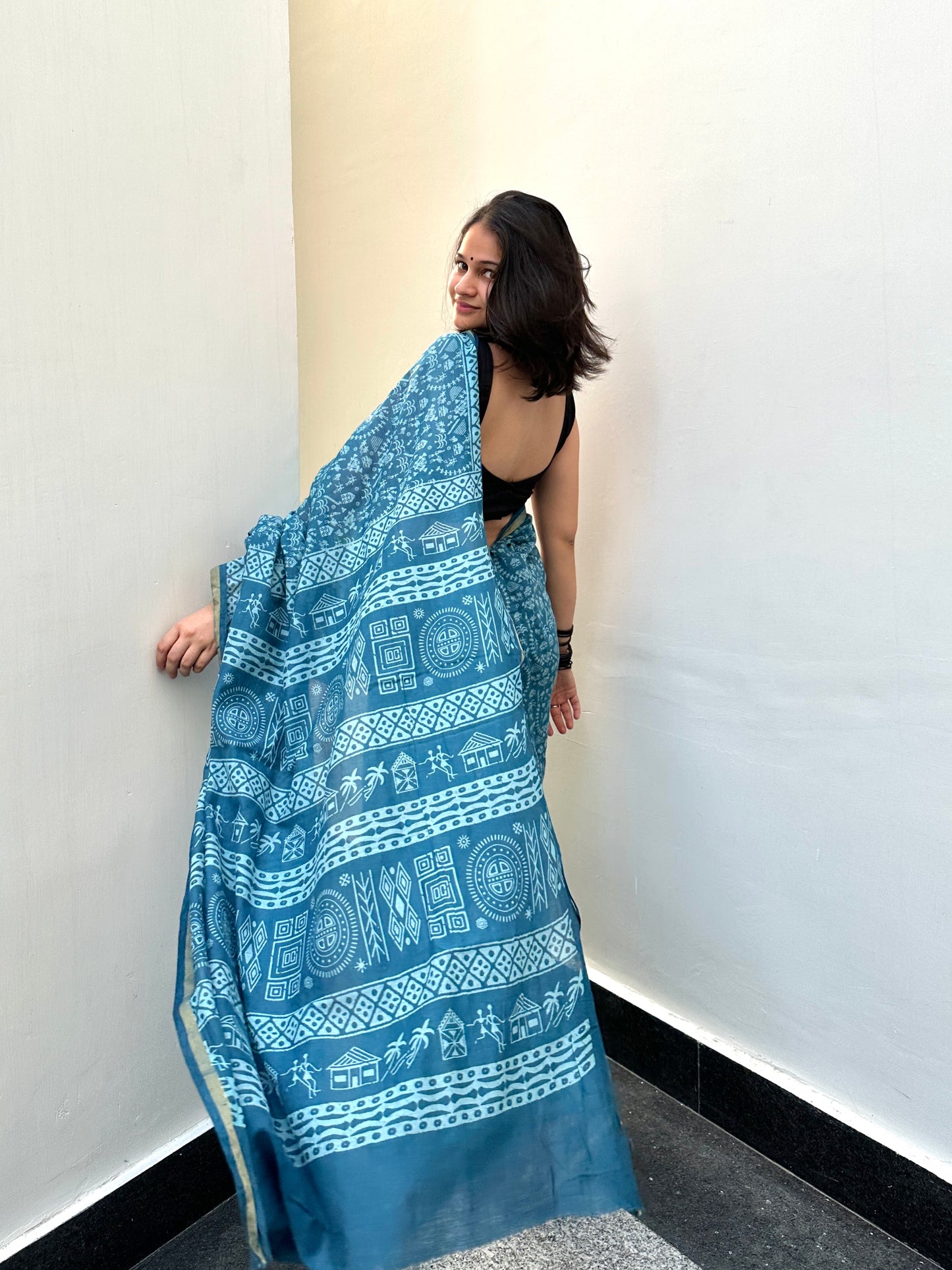 Warli waves