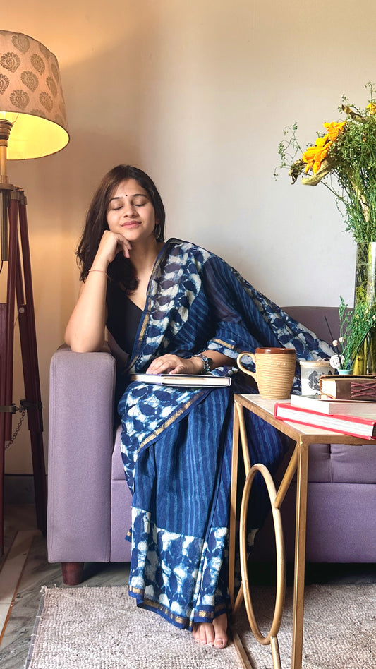 Blue saree with stripes