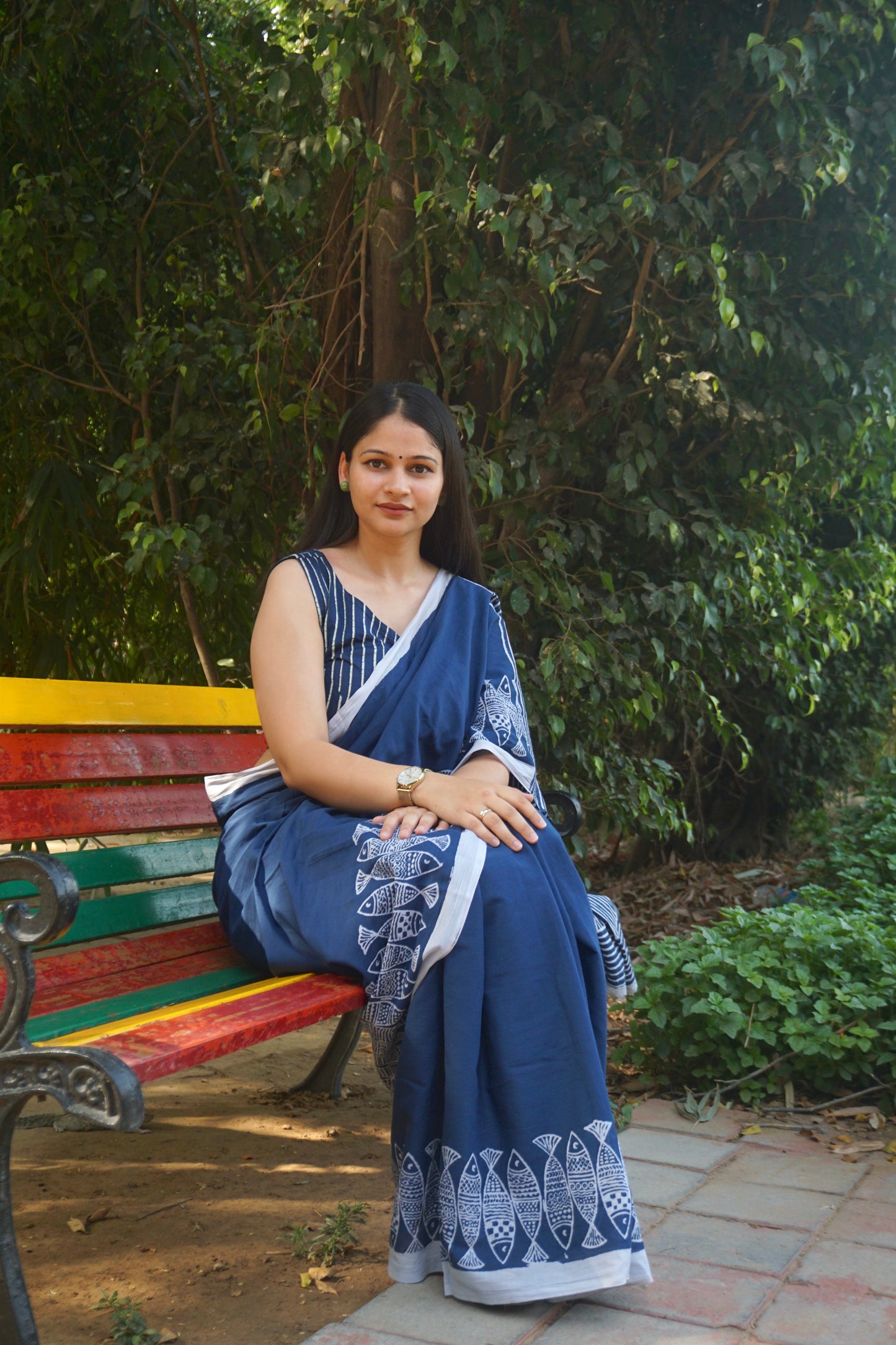 Blue saree with lace detailing
