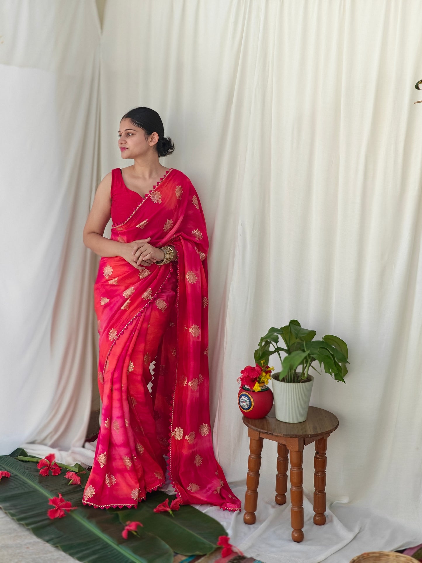 Scarlet sunset | Pure dola silk saree in pink & orange shade