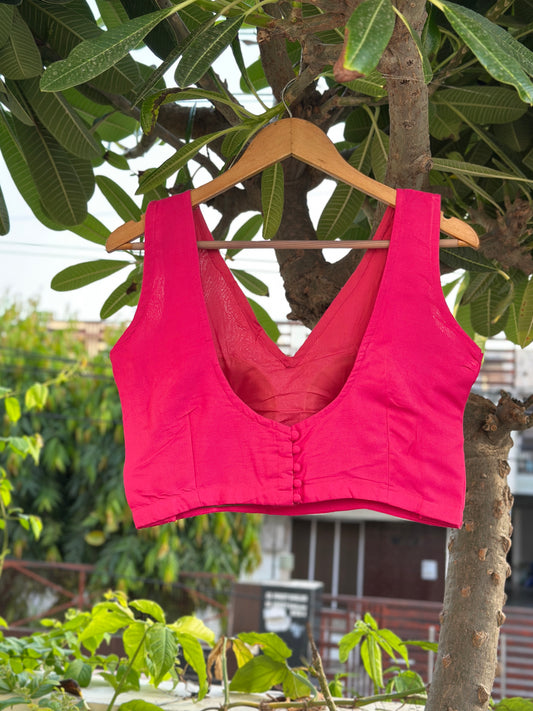 Gulaabi noor sleeveless