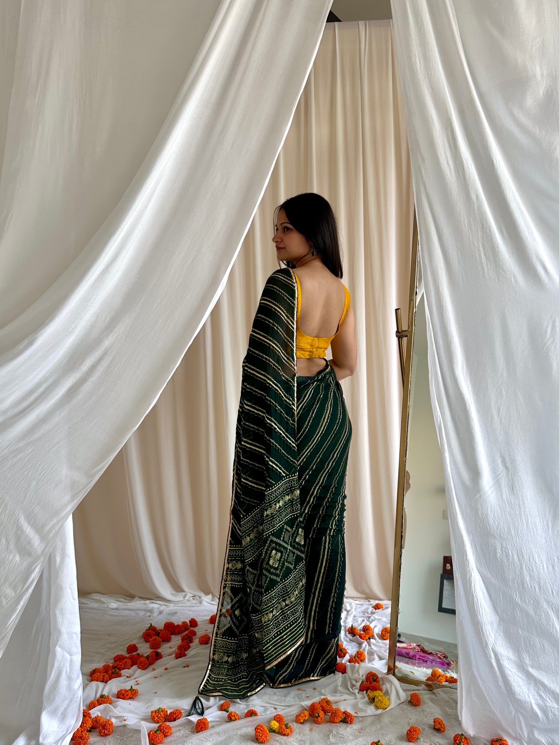 Mehandi function outfits 