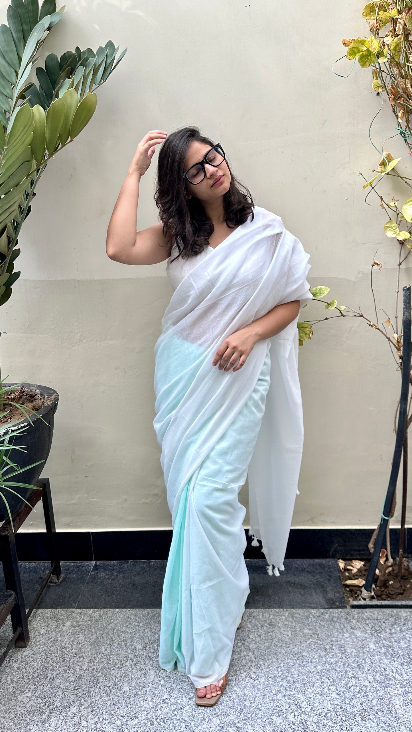 Plain white saree look