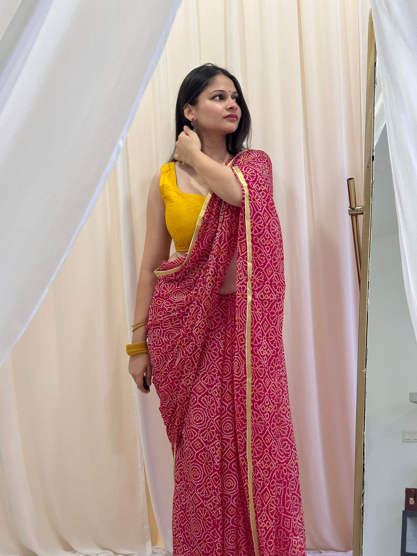 Pure bandhej saree in red 