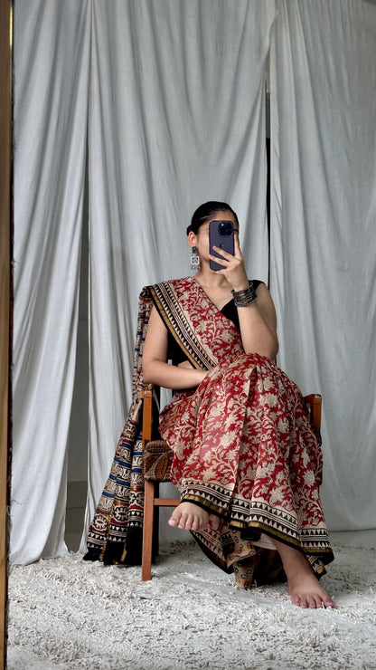 Red bagru print saree