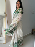 Saree with latkan