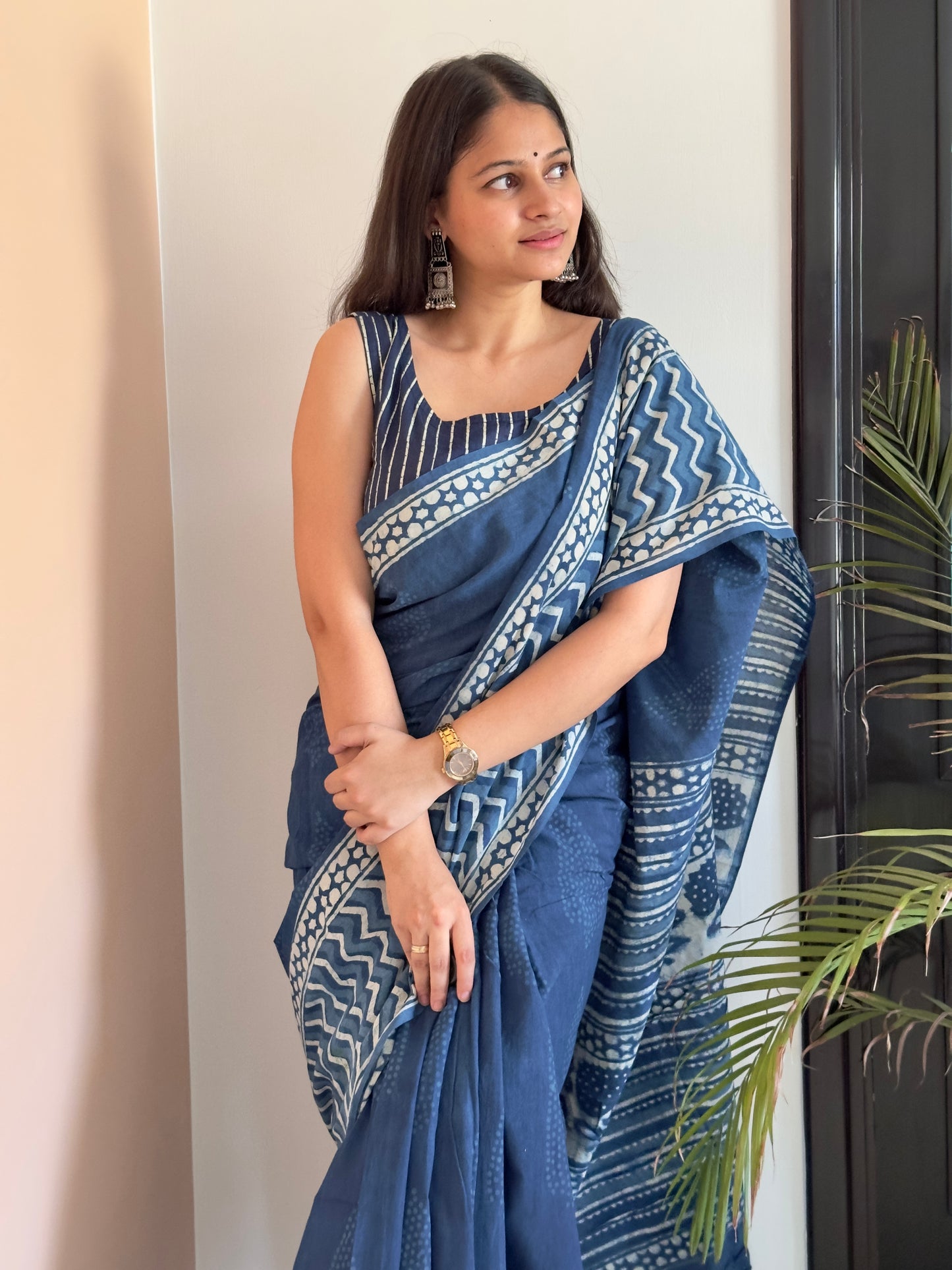 Workwear-friendly indigo mul cotton saree with block print