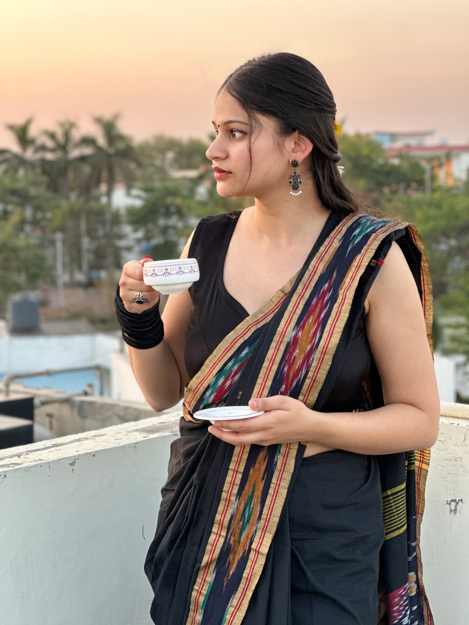 black__handwoven__mohini__Saree