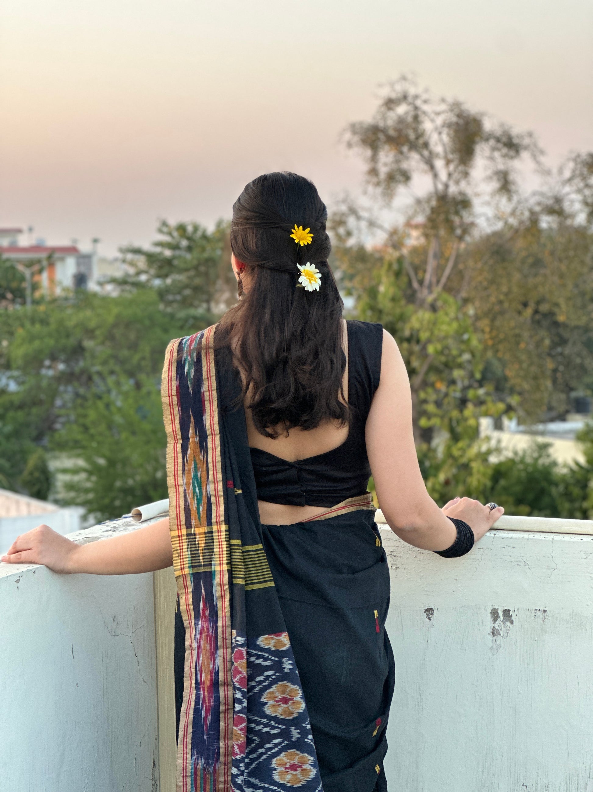 black__handwoven__mohini__Saree