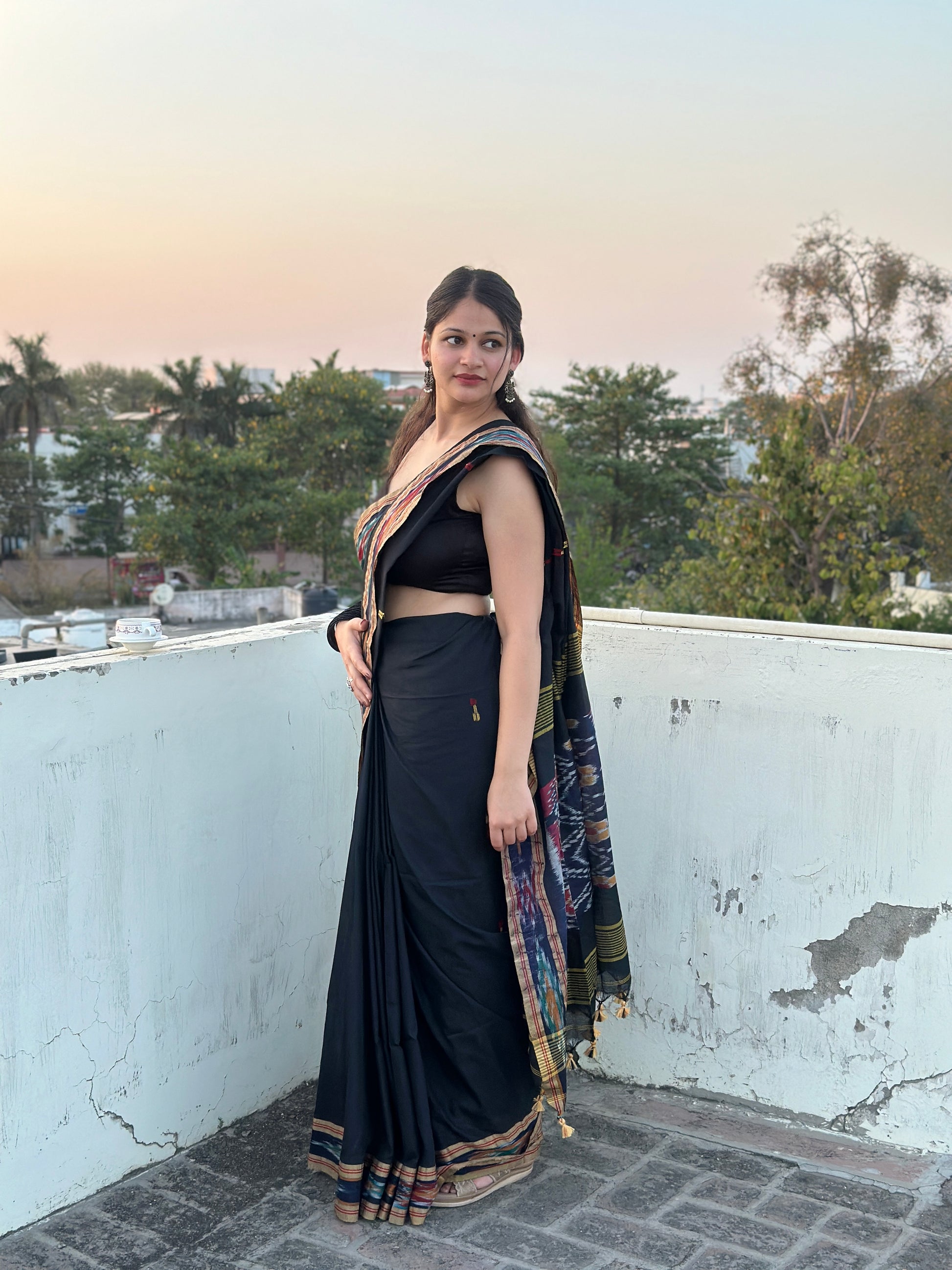 black__handwoven__mohini__Saree